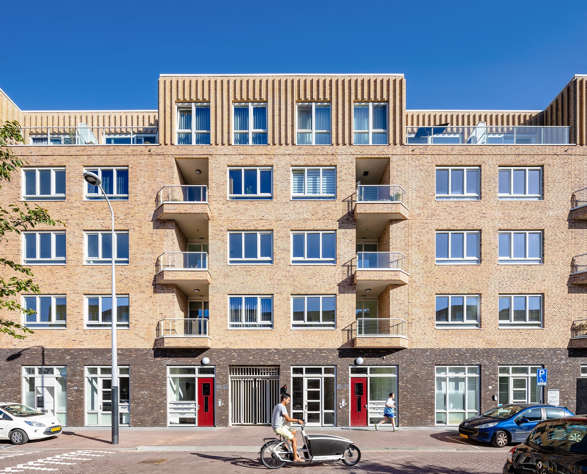 LIFE Amsterdam — image 5